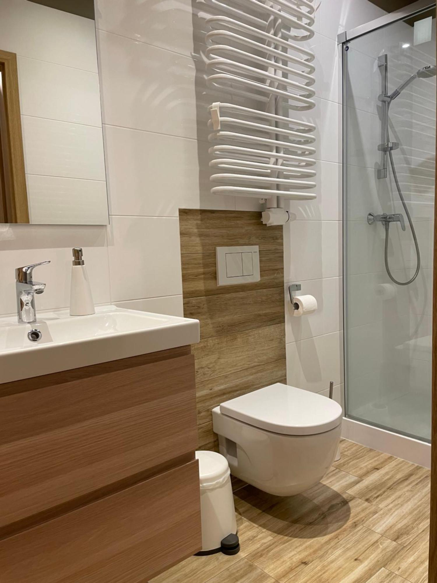 Przystanek - Ul Komuny Paryskiej 3 Apartamento Karpacz