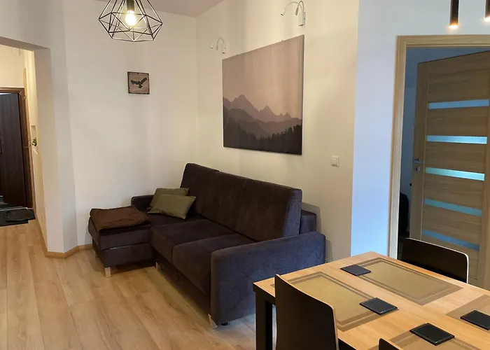 Przystanek Karpacz - Ul Komuny Paryskiej 3